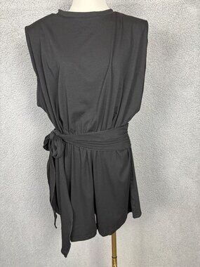 Cupshe Sleeveless Summer/Spring Romper Adjustable Waist Tie Black Size XL NWT's